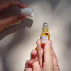 La Canopée Soin contour des yeux sensibles lissant aux fleurs - 6 ml