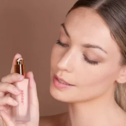 Le Rouge Français Fluide de teint à l'acide hyaluronique - 30 ml