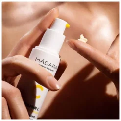 Madara Cosmétiques Crème Régénérante Illuminatrice À La Vitamine C - 50 ml