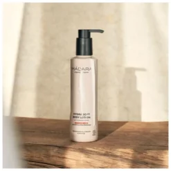 Madara Cosmétiques Lait hydratant corps Hydra Soft - 250 ml